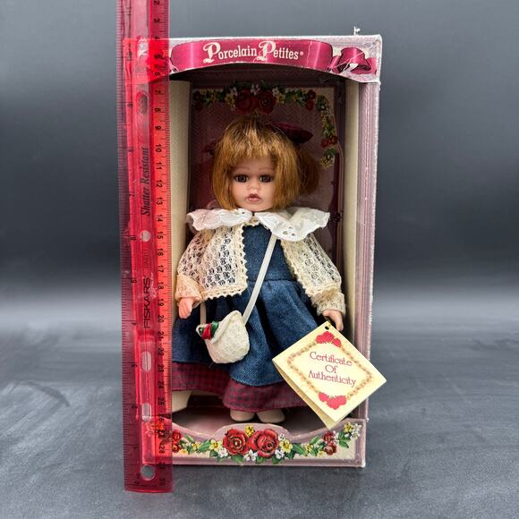 Vintage Porcelain Doll Hand Painted Porcelain Petites - Picture 5 of 11